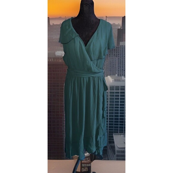Show Me Your MuMu Dresses & Skirts - show me your mumu samantha ruffle wrap dress Forest green Chiffon 1X